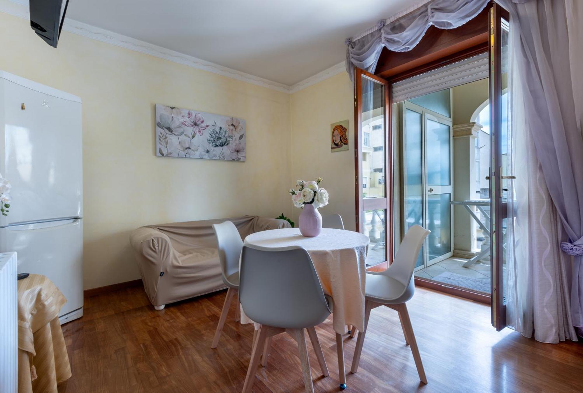 La Casa Di Tonina Lägenhet Quartu SantʼElena Exteriör bild